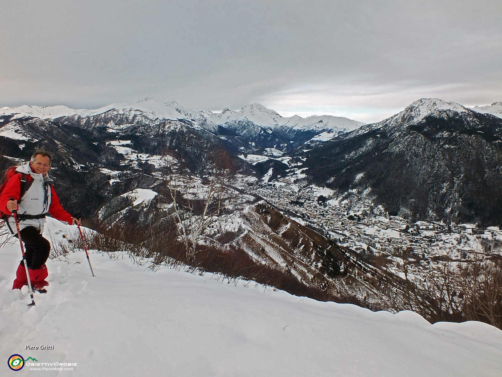 16 Vista verso Serina con Alben, Arera e Menna .JPG